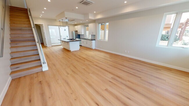 Building Photo - 212-214 IB Blvd.