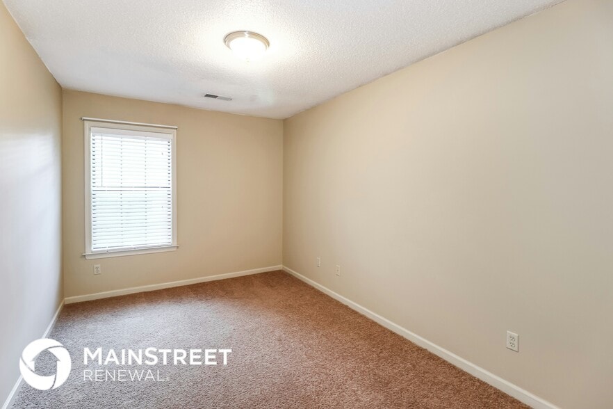 Building Photo - 1041 Trappers Cove