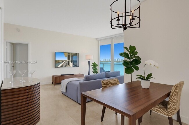 Building Photo - 4779 Collins Ave