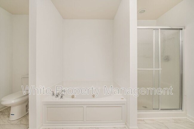 Building Photo - 12608 Frank Wiley Ln