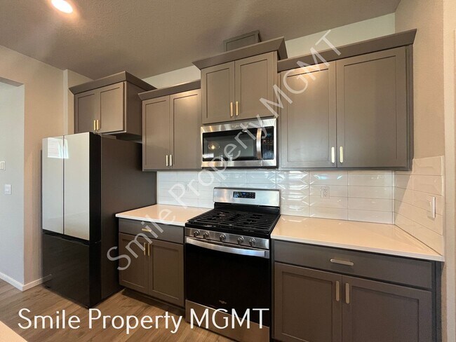 Building Photo - 14611 SW 78th Ave