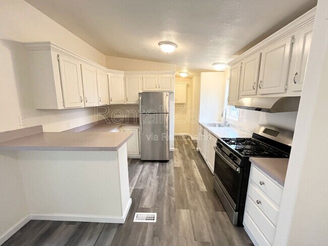 Building Photo - 6826 Rubi Ct