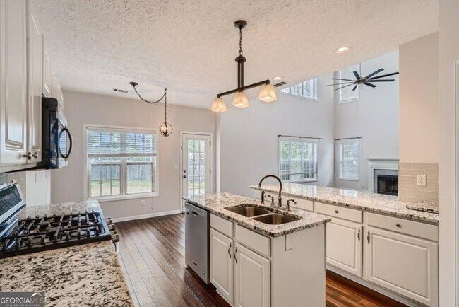 Building Photo - 843 Glen Abbey Ct