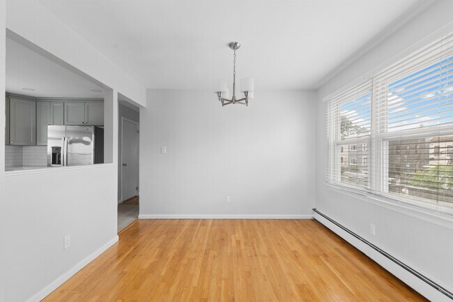 Building Photo - 226 Webster Ave