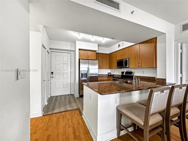 Building Photo - 1830 Radius Dr