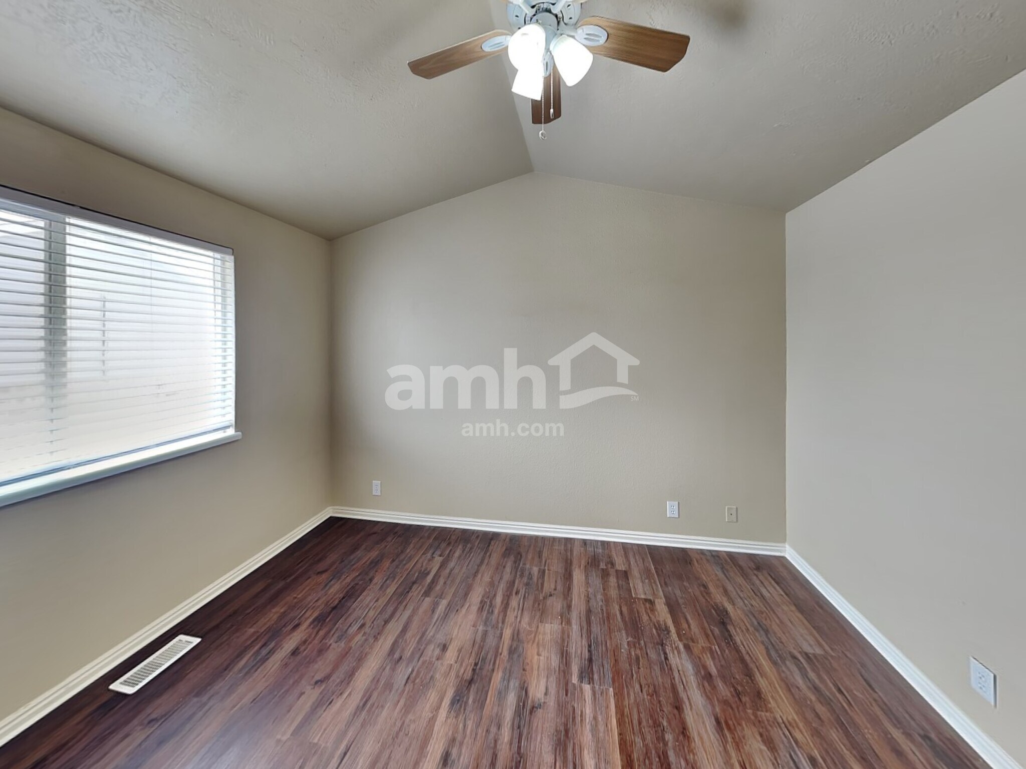 Building Photo - 2961 W 1400 N