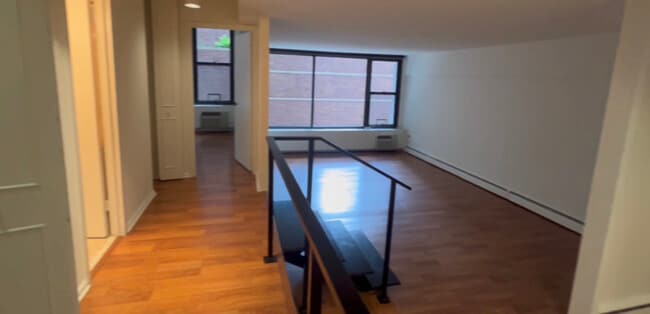 Building Photo - 816 N Dearborn St