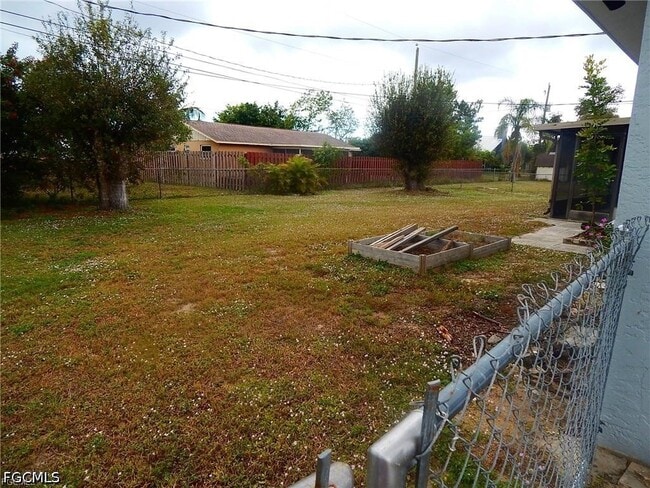 Building Photo - 18448 Iris Rd