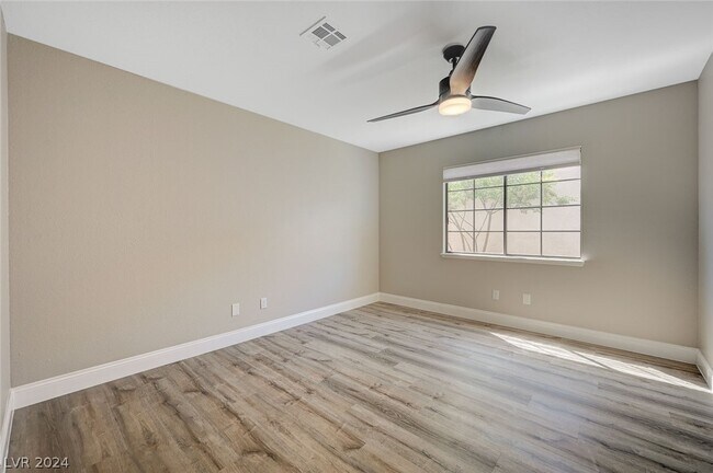 Building Photo - 447 Enterprise Ct