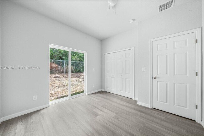Building Photo - 1481 Las Villas Blvd