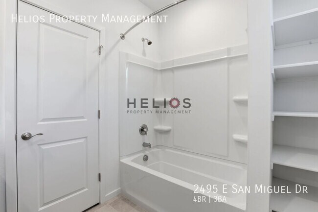 Building Photo - 2495 E San Miguel Dr