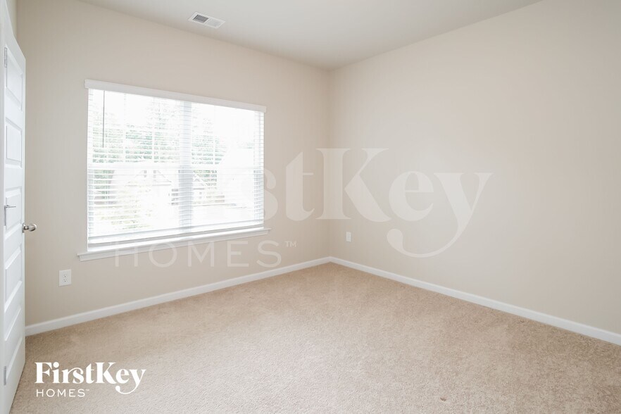Building Photo - 119 Prescott Dr