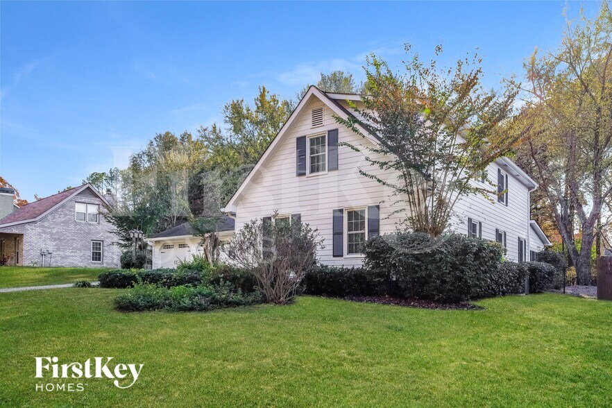 Building Photo - 2067 Shillingwood Dr NW