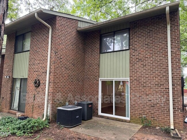 Building Photo - 1222 Teakwood Pl