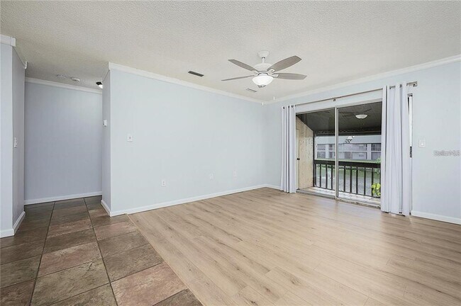 Building Photo - 2608 Hidden Lake Dr N