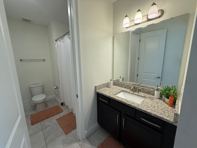 Building Photo - 7 bedroom/6 bath Dr. Phillips Home