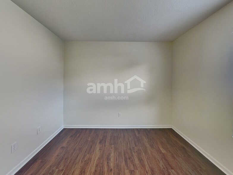 Building Photo - 35 Westview Pl