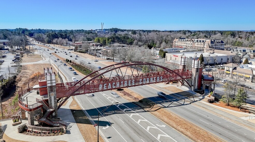 Peachtree Corners bridge landmark and only steps away! - 3768 Duke Center Way
