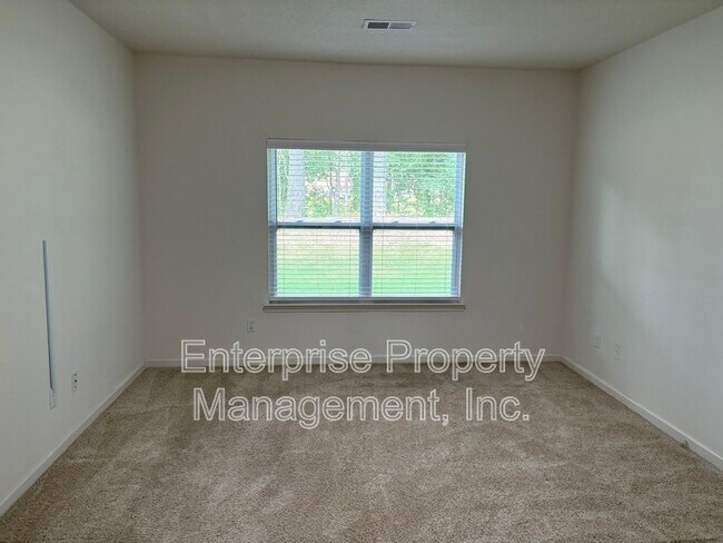 Building Photo - 30 Misty Birch Ln