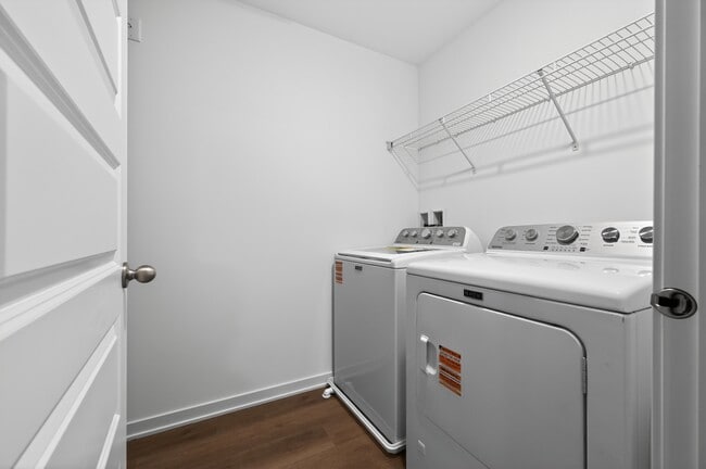 Building Photo - 2274 Barbera Dr