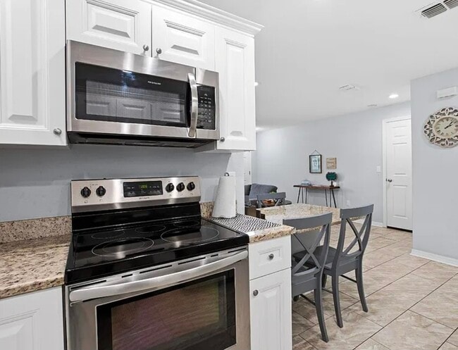 Building Photo - 37770 Kelly B Ct