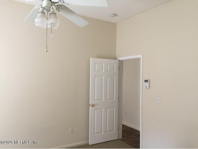 Building Photo - 5058 Acre Estates Dr