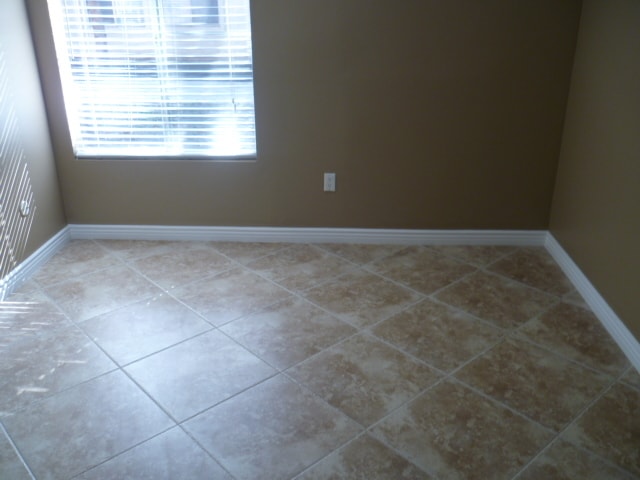 Building Photo - 18350 Hatteras St