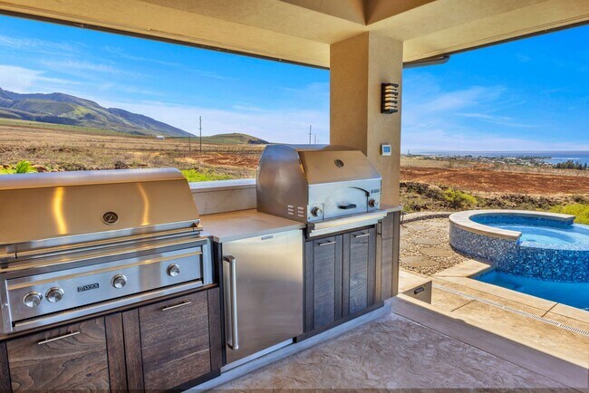 Building Photo - Luxury Ocean View Estate with Infinity Poo...