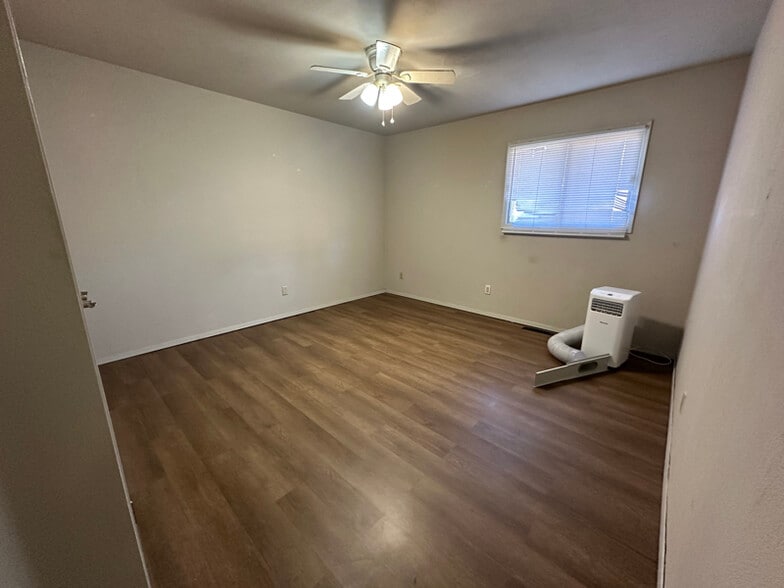 Building Photo - 941 22nd Ave