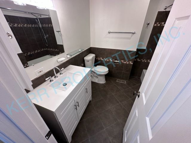 Building Photo - Charming 3-Bedroom Gresham Retreat with Spacious 1728 sq. ft. Layout and 2.5 Baths!