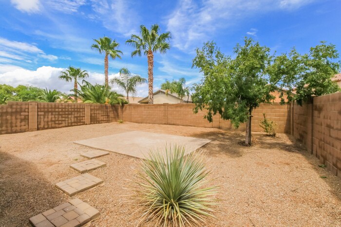 Building Photo - 3982 E Hematite Ln