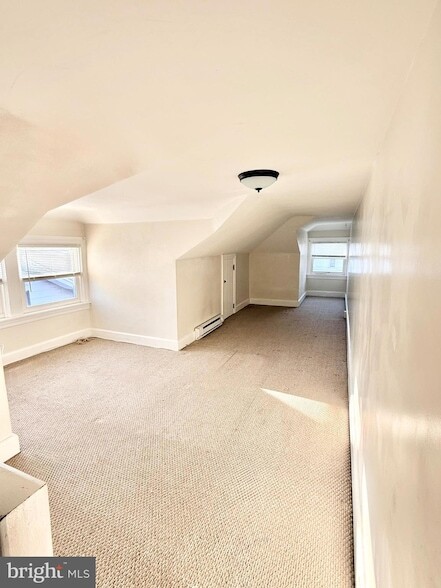 Building Photo - 1203 Cherry St