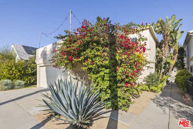 Building Photo - 2623 4th St