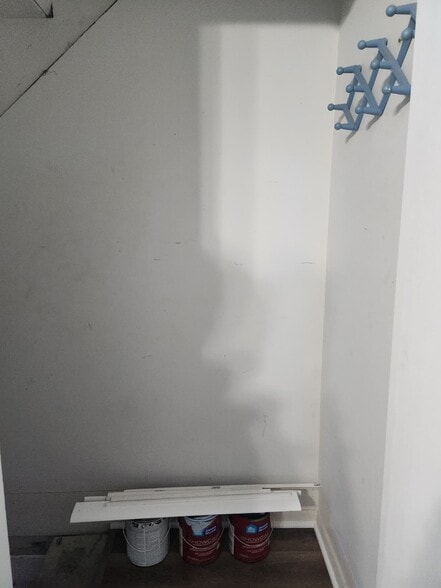 Building Photo - 2015 12th Ave