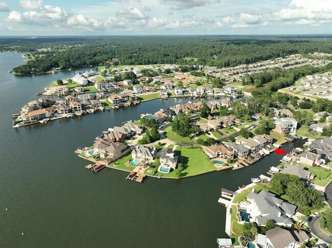 Building Photo - 12336 Pebble View Dr