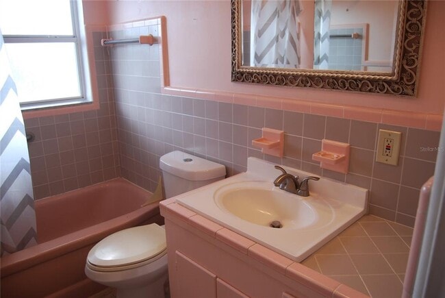 Building Photo - 2871 67th St N