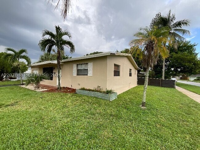 Building Photo - 2100 NW 74th Ave