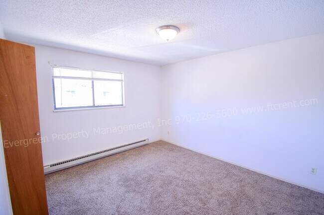 Building Photo - 1624 E Pitkin St