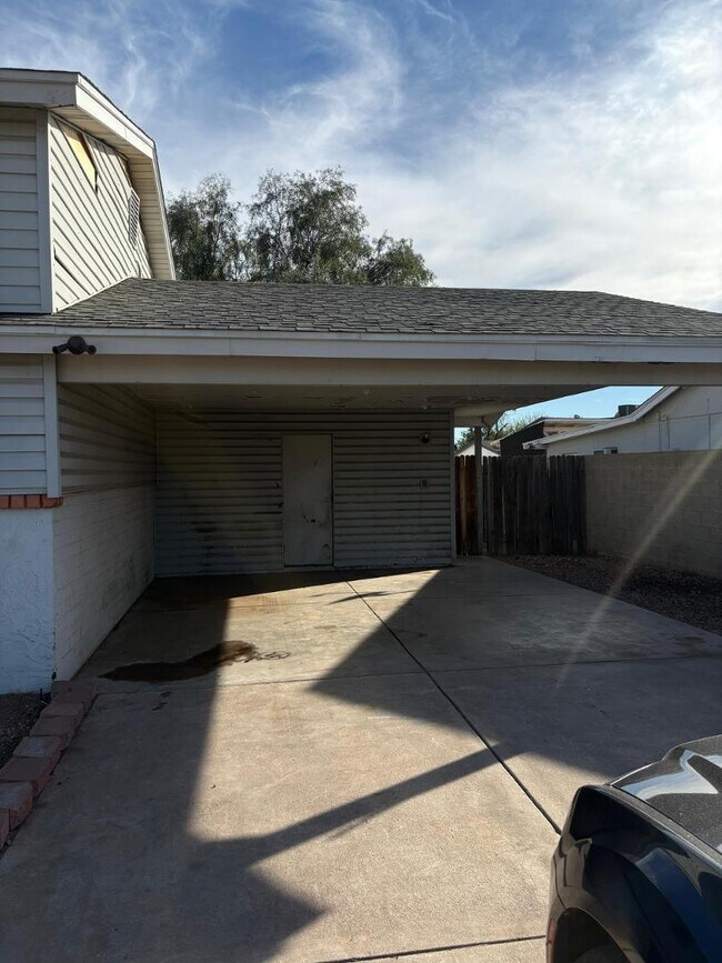 Building Photo - 7537 W Osborn Rd