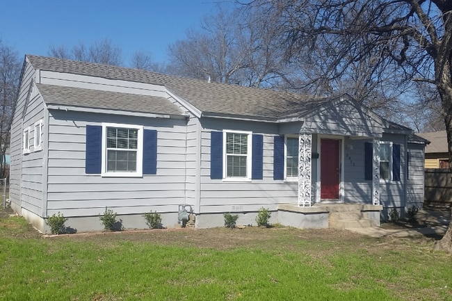 Building Photo - 3411 Delafield Ln