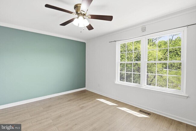 Building Photo - 3052 Benefit Ct
