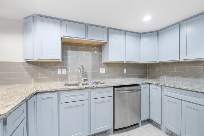 Building Photo - 8310 Watch Tower St