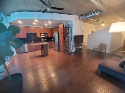 Building Photo - 923 Peachtree St NE