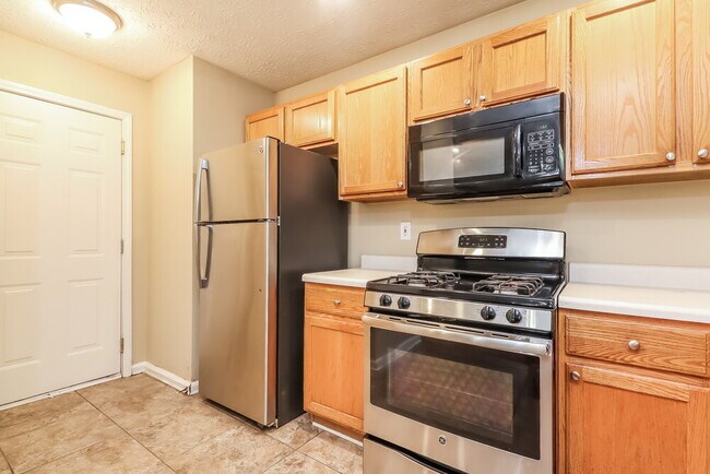 Building Photo - 1130 Eatonton Way