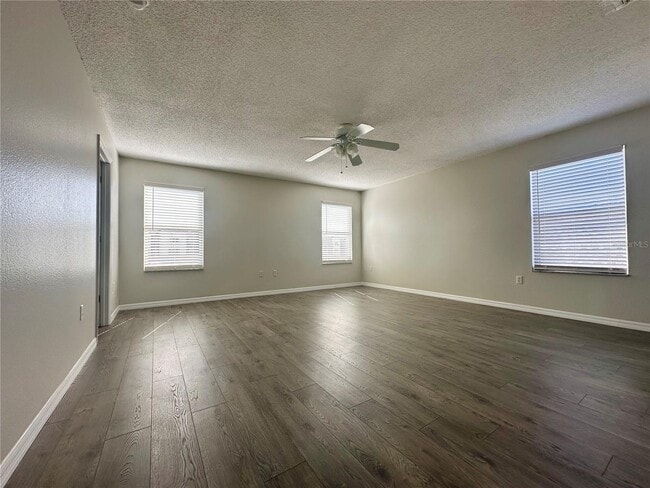 Building Photo - 224 Rona Ln