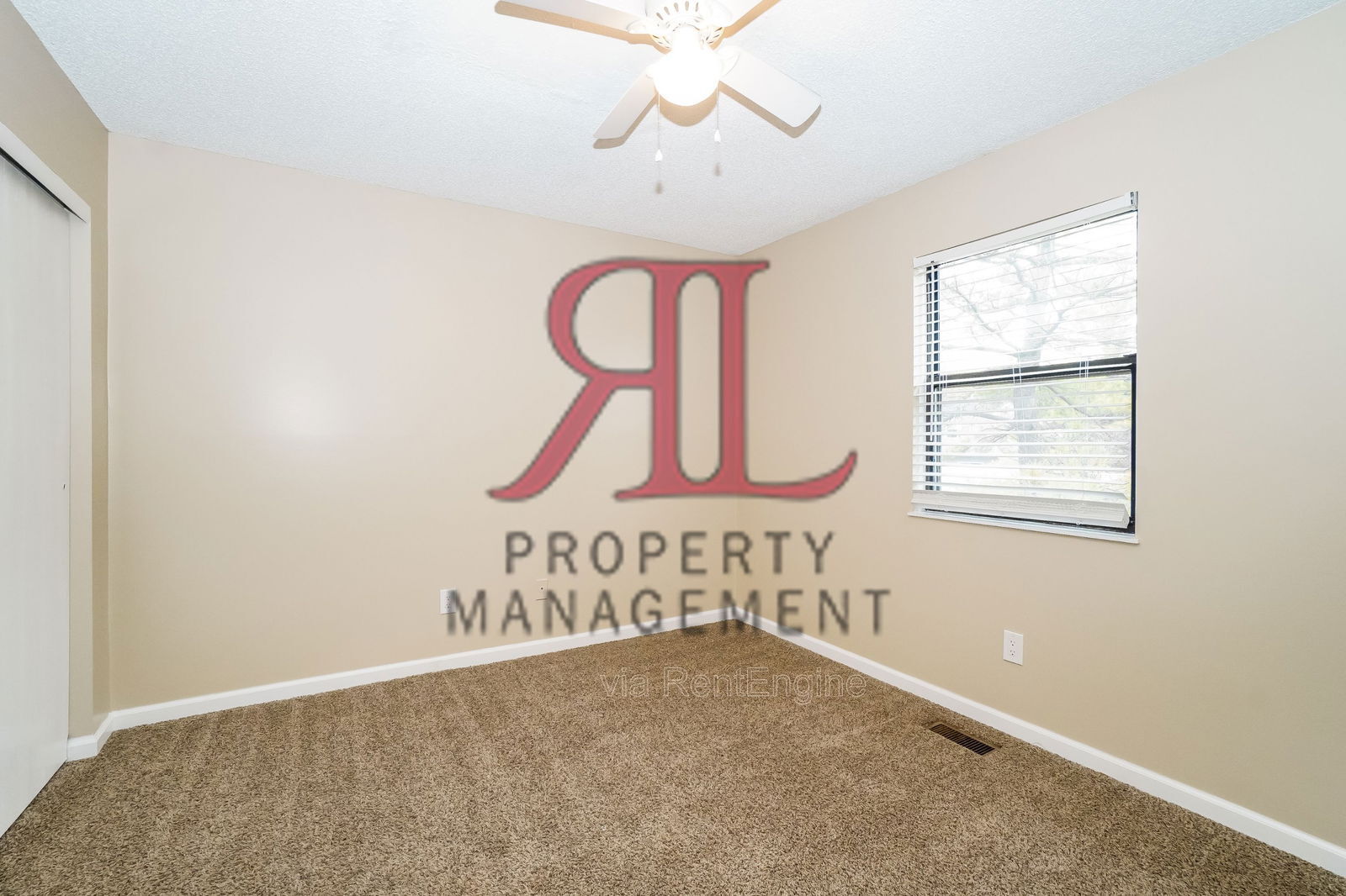 Building Photo - 836 Hickok Dr