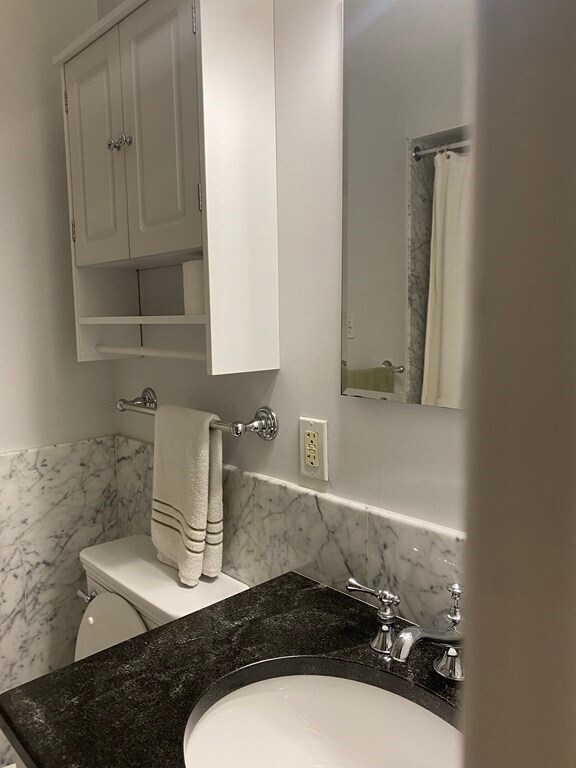 Building Photo - 89 Warren Ave