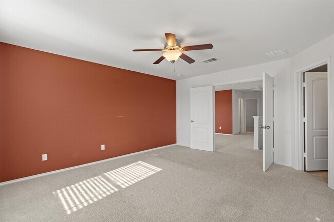 Building Photo - 12036 Pecangate Way