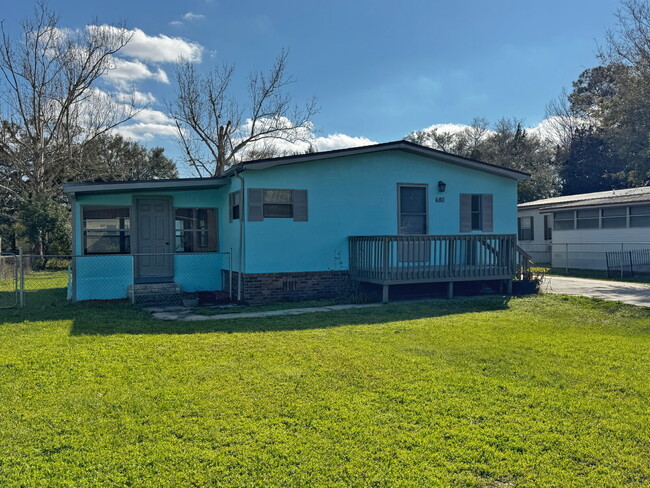 Building Photo - 3BR/2BA Large Island Manufactured Home