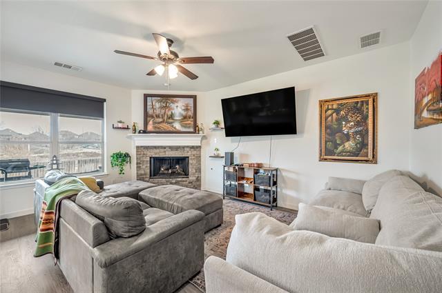 Building Photo - 6024 Beachview Ln